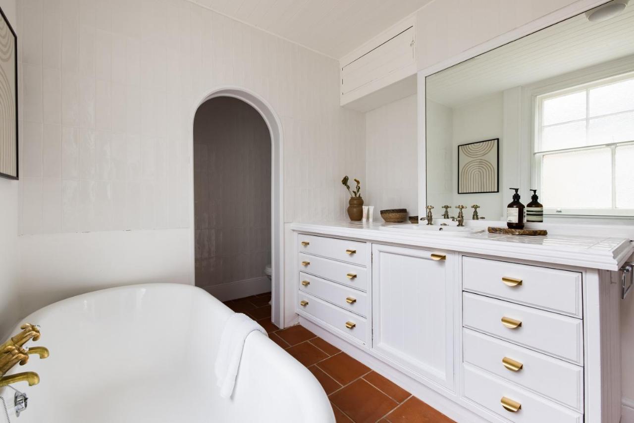 The Bridge Escape - Stylish 2bdr House In The Heart Of Apartamento *