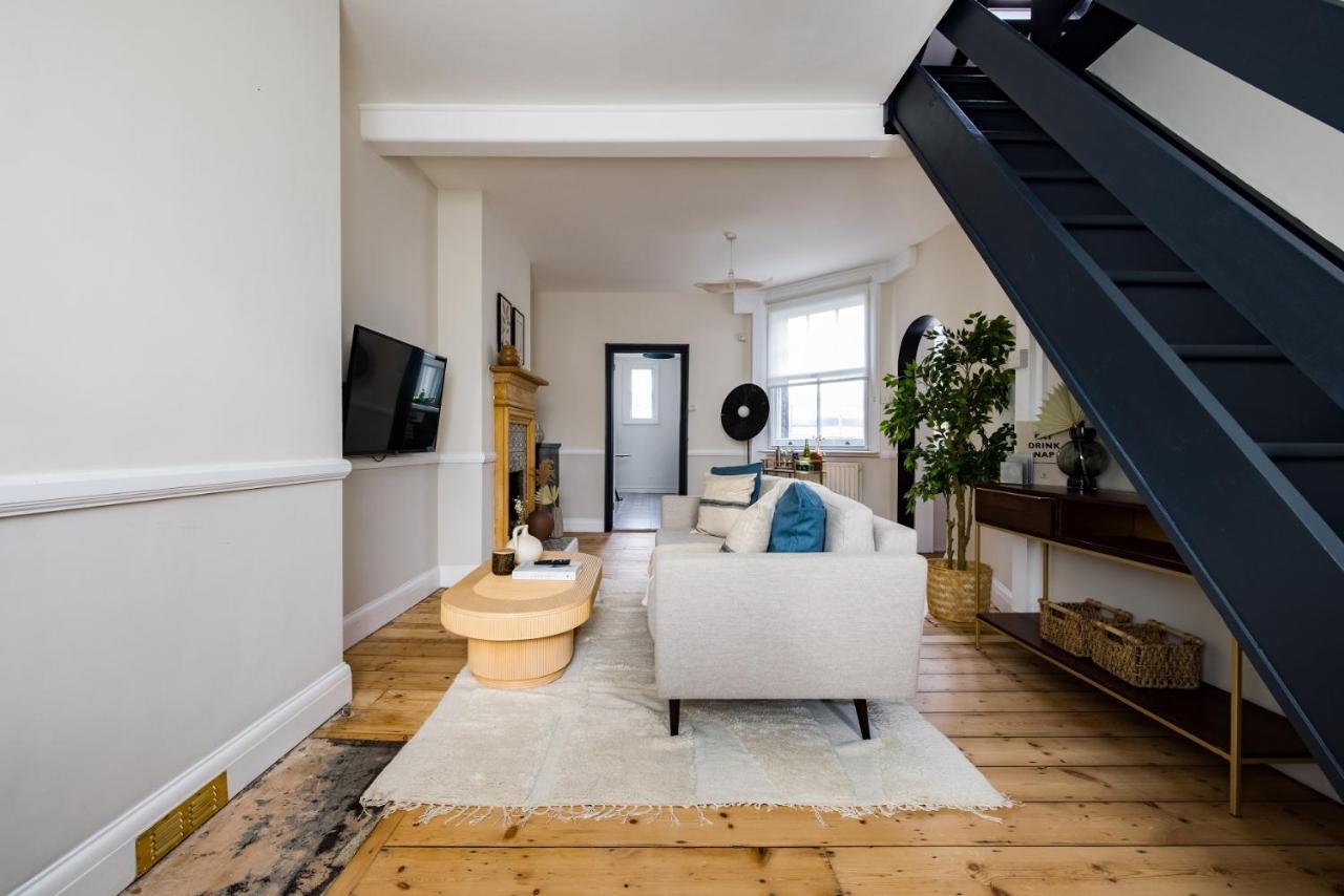 The Bridge Escape - Stylish 2bdr House In The Heart Of