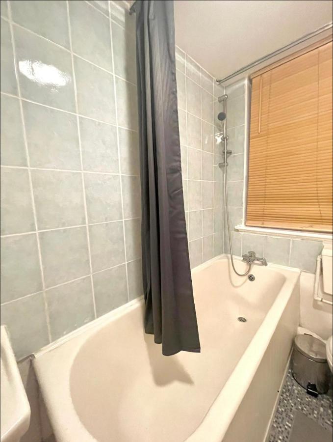 Hyde Park Paddington Apartment *