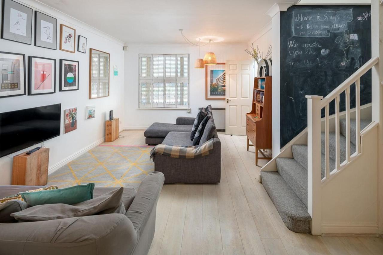 Holiday home Bright 3 Bedroom House Near King's Cross Stpancras *