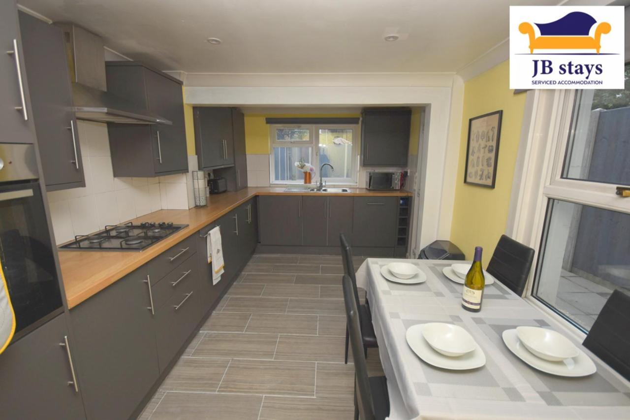 Jb Greenwich, 3 Bed House,ideal For Contractors And Family * London