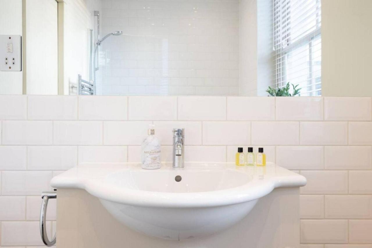 Fabulous Notting Hill Spacious Studio *