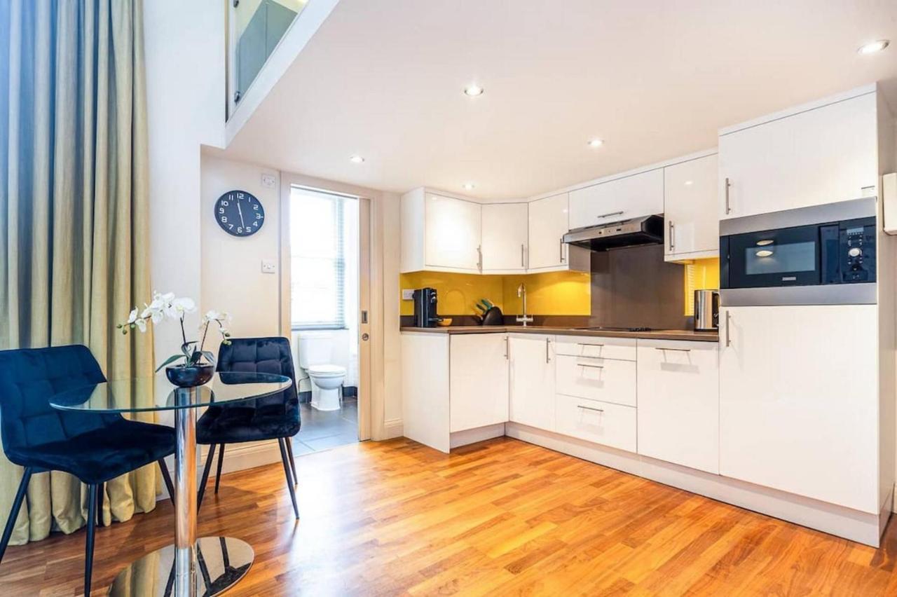 Fabulous Notting Hill Spacious Studio Apartment *