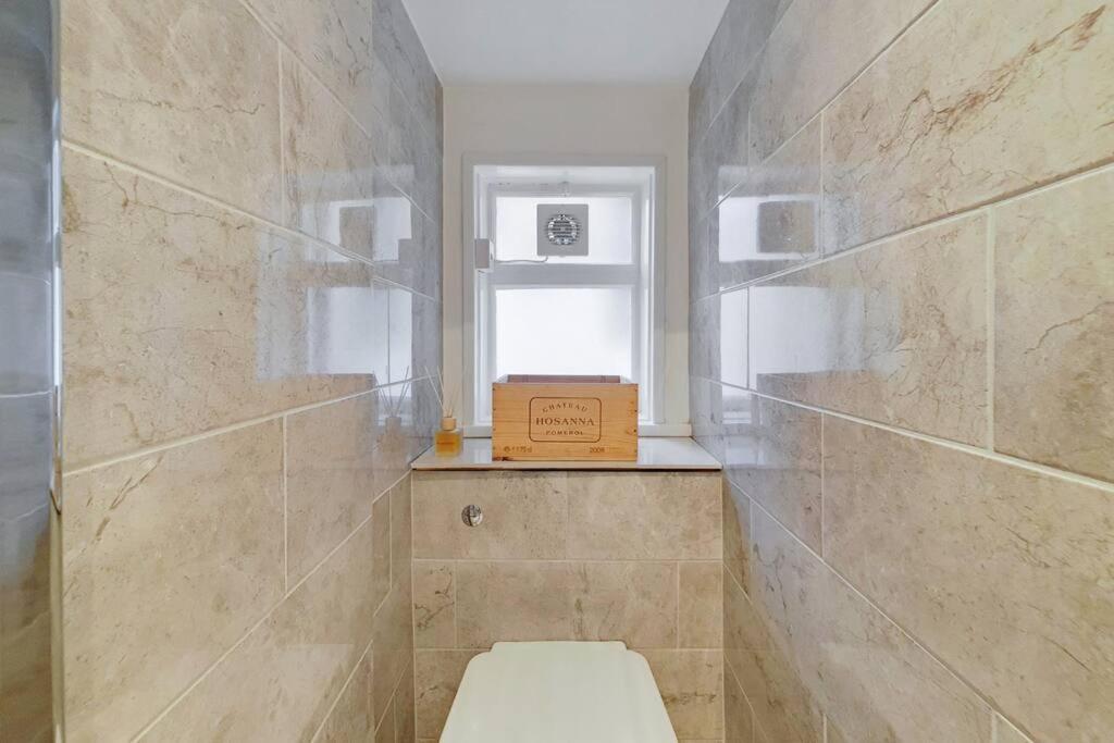 Apartment Stylish Knightsbridge Studio, Steps From Harrods.
