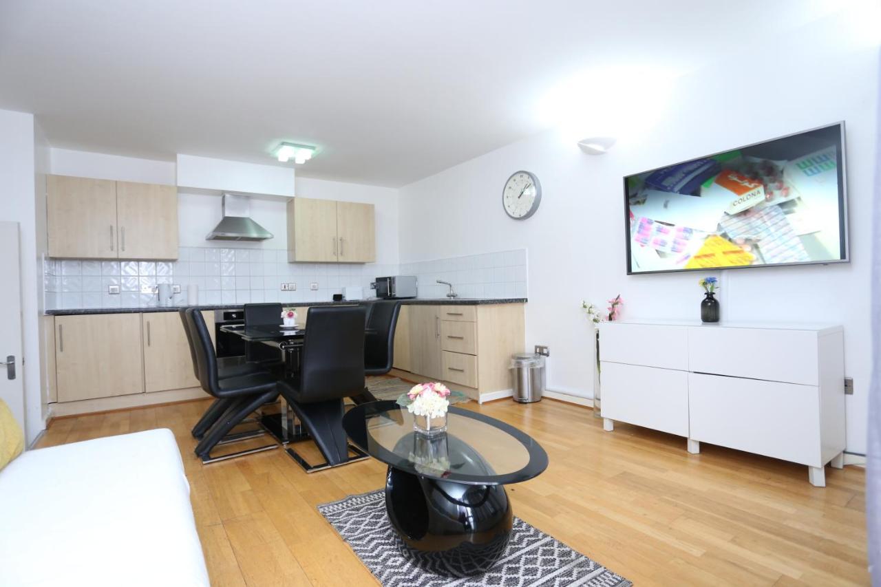 Apartment Gorgeous 2 Bedroom 2 Bathroom Woolwich
