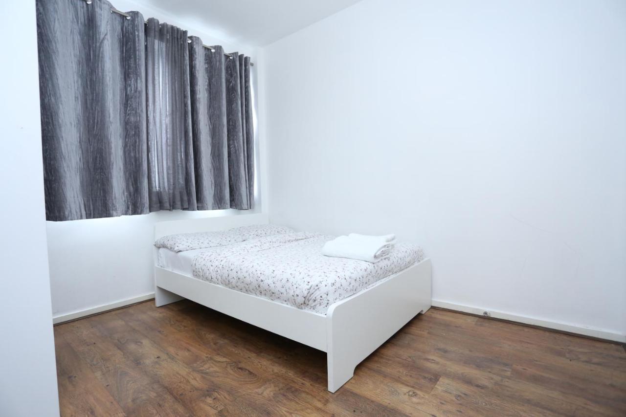 Apartment Gorgeous 2 Bedroom 2 Bathroom Woolwich *