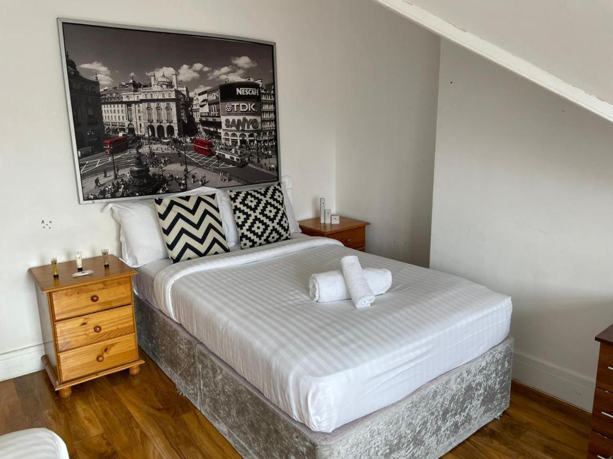 Guest house Sw16 Norbury London