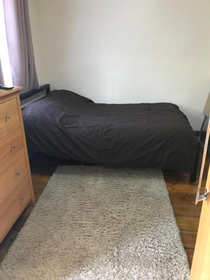 Bubblesbnb- Lovely 1 Bedroom Studio Flat * London