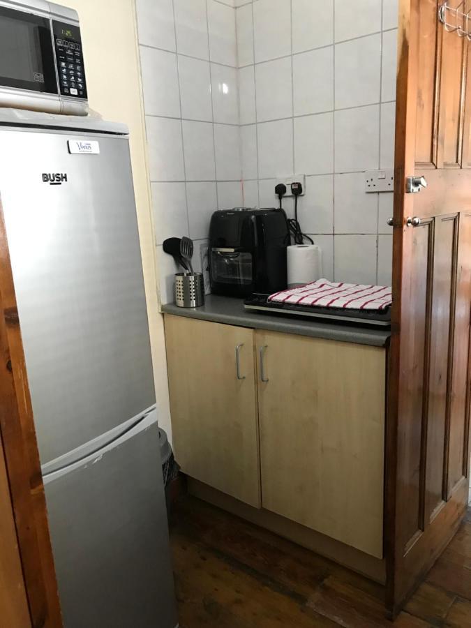 Apartment Bubblesbnb- Lovely 1 Bedroom Studio Flat *