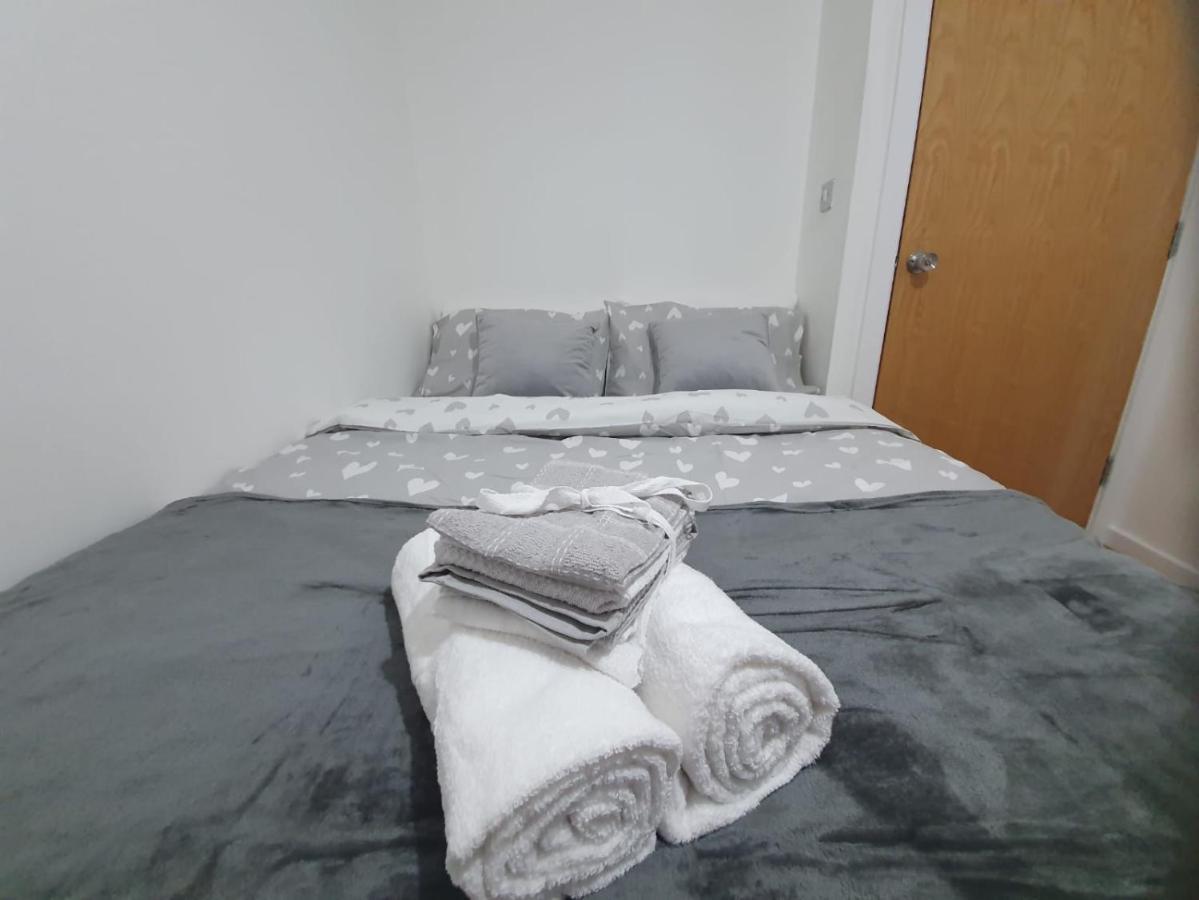 Apartamento Livestay-modern 3 Bed Apt On 8th Floor With Amazing Views