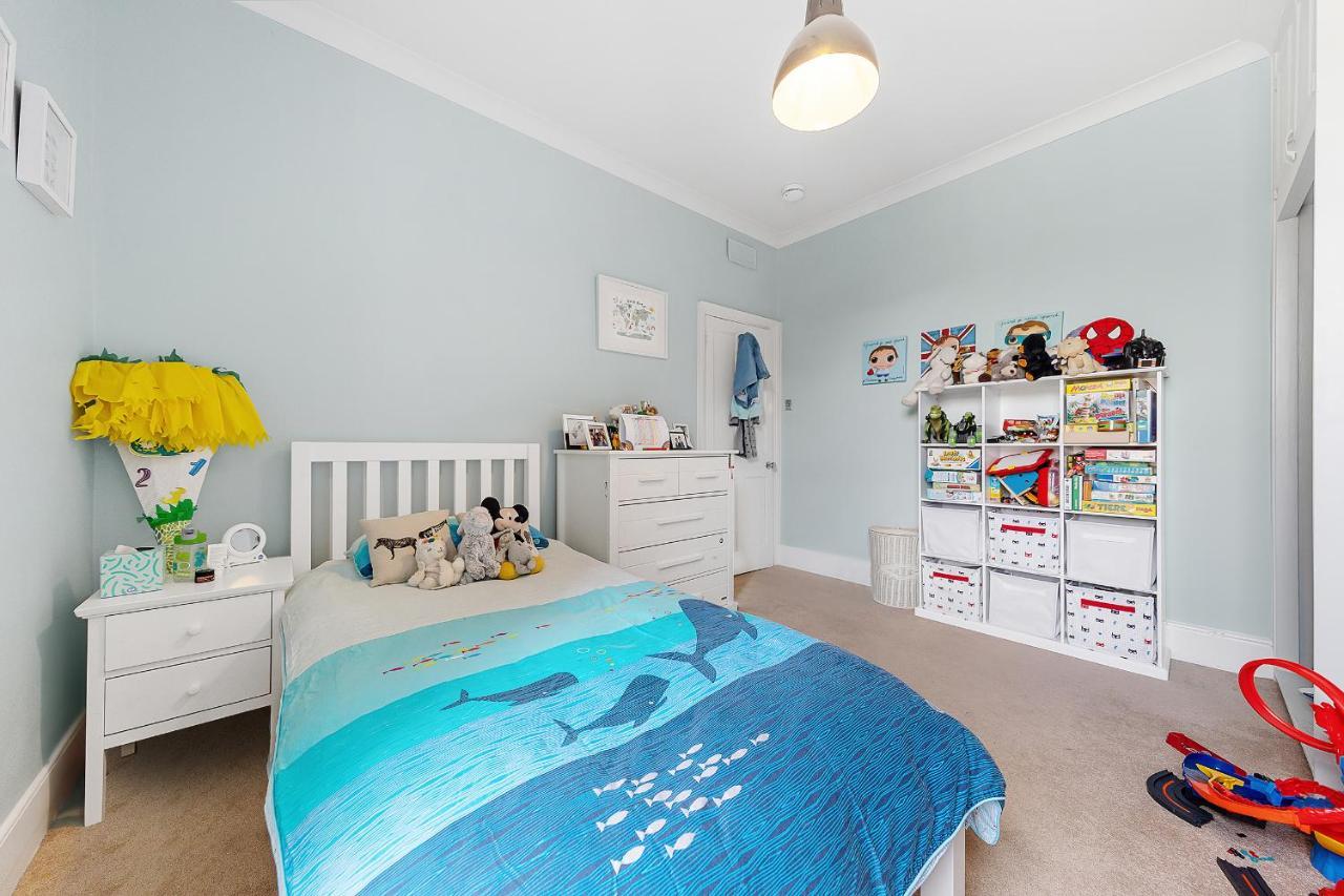Holiday home Veeve - Clapham Fairytale London