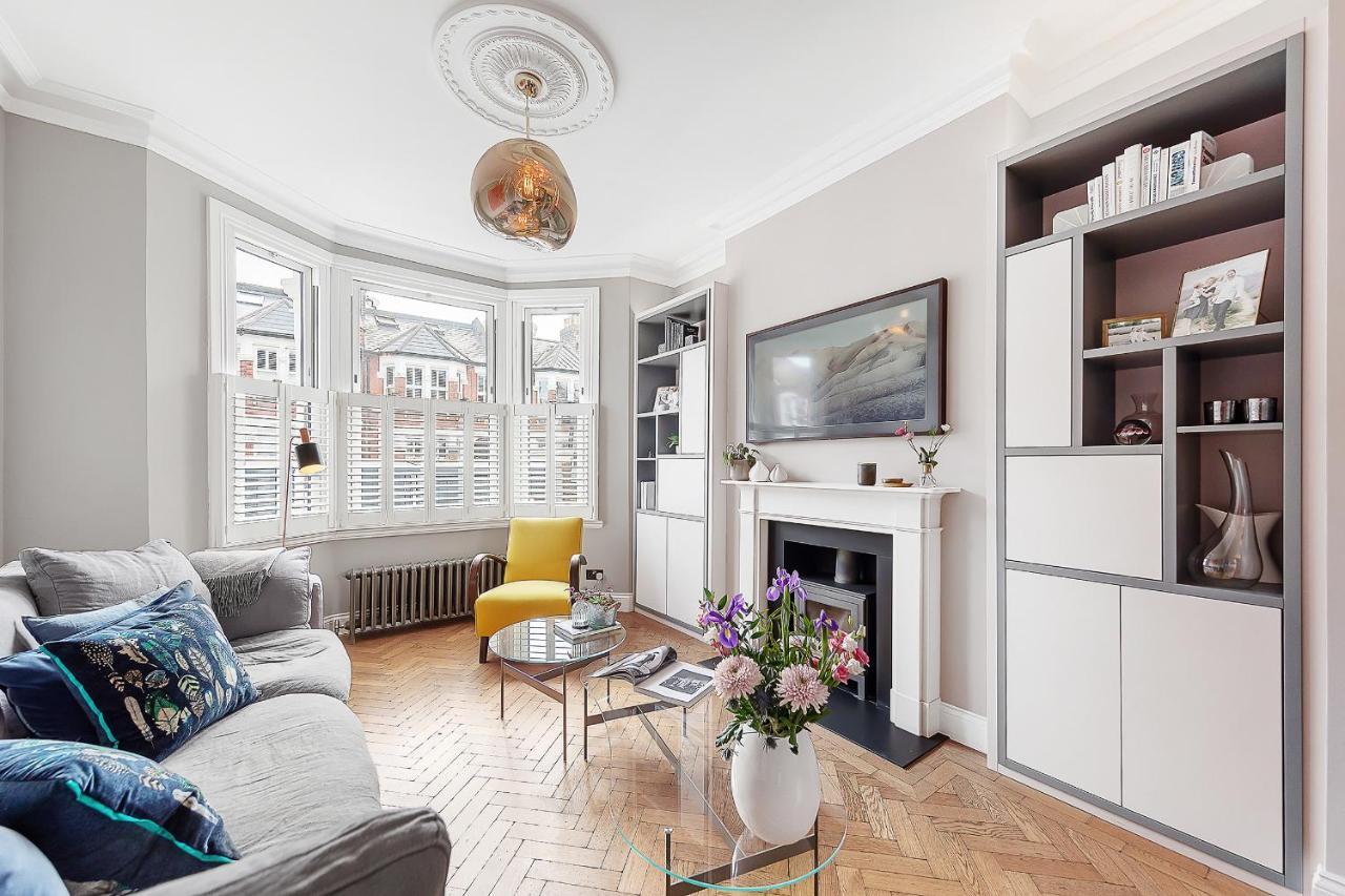 Veeve - Clapham Fairytale London
