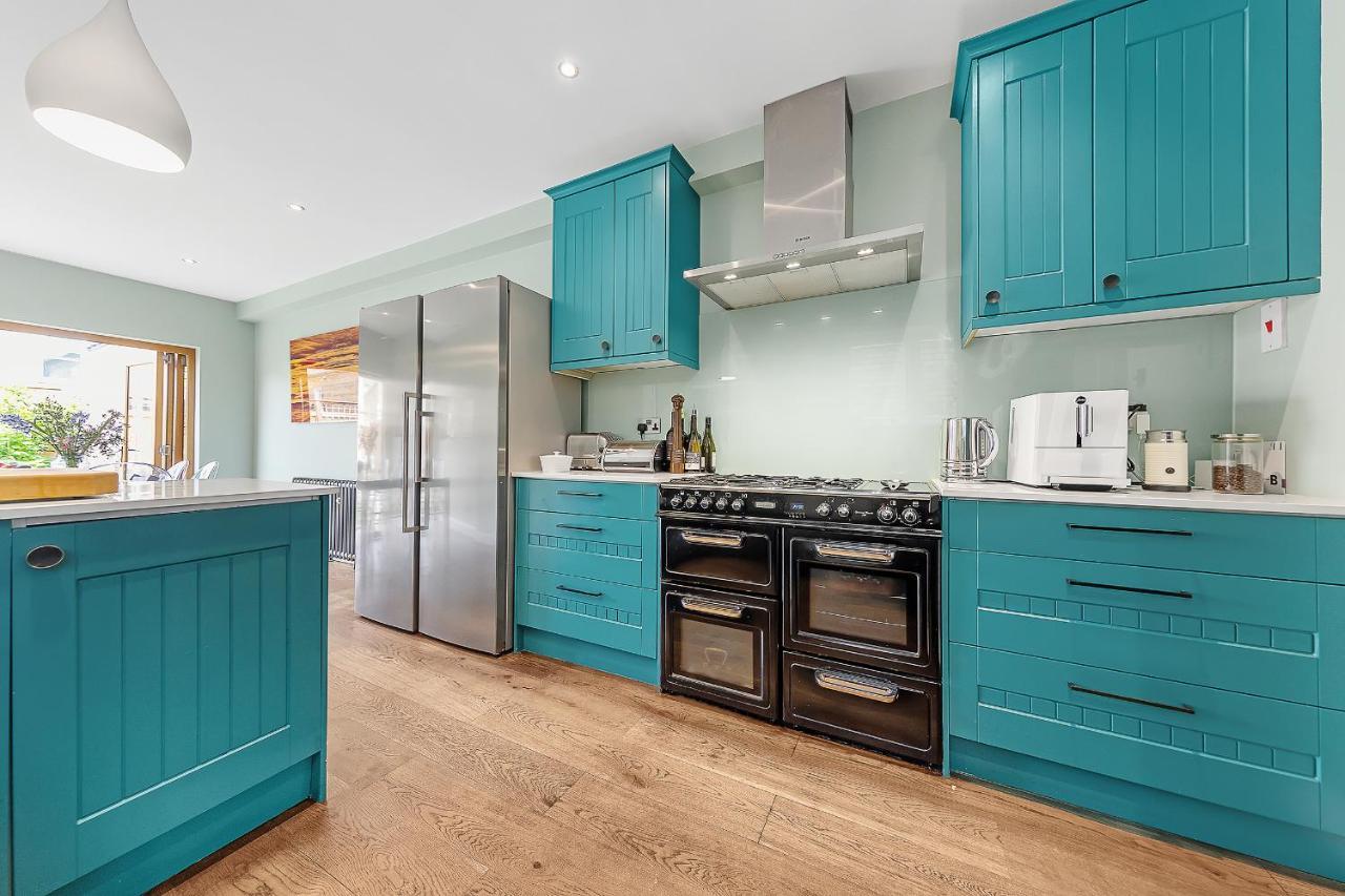 Veeve - Clapham Fairytale Holiday home London