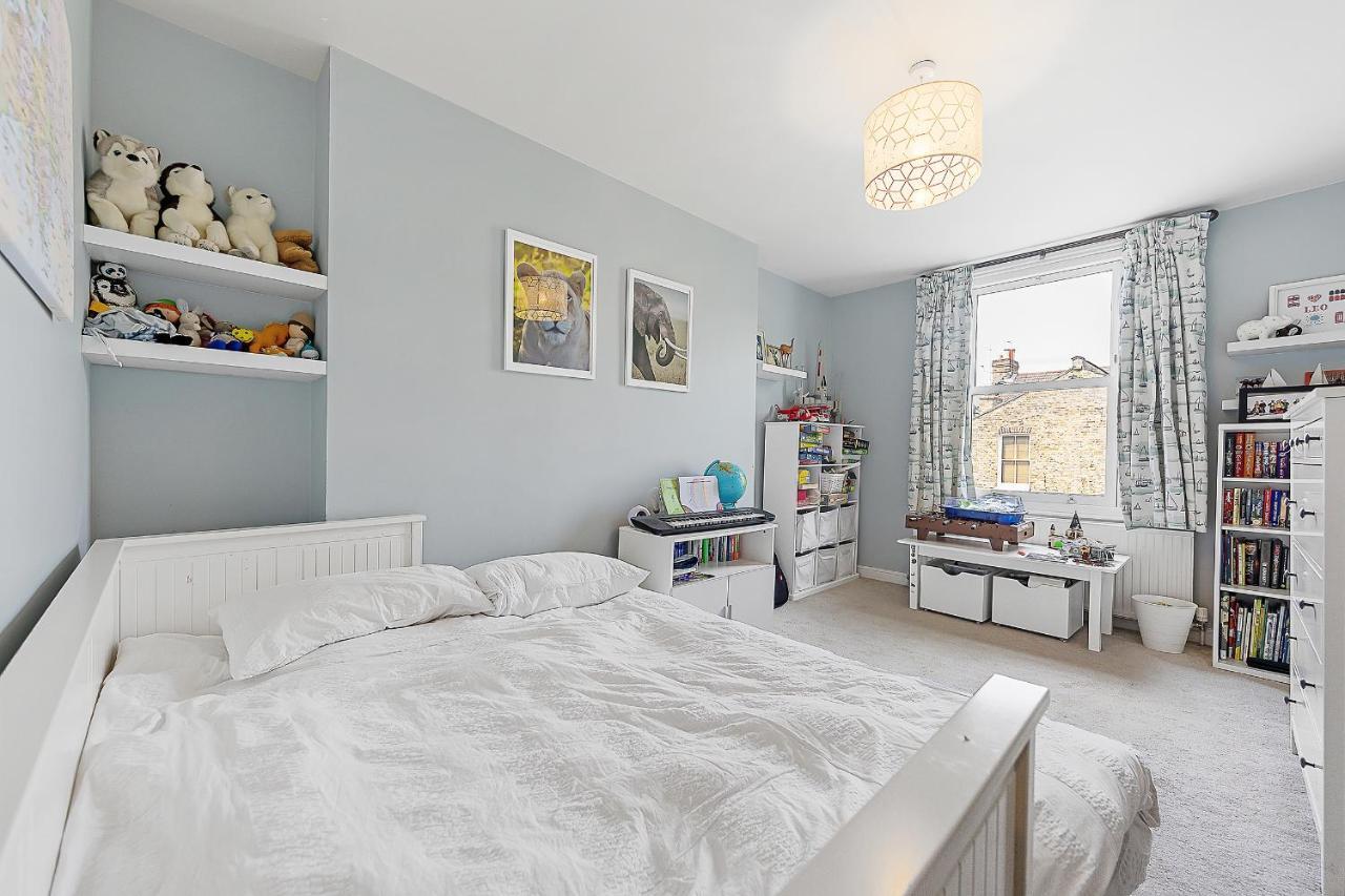 Holiday home Veeve - Clapham Fairytale
