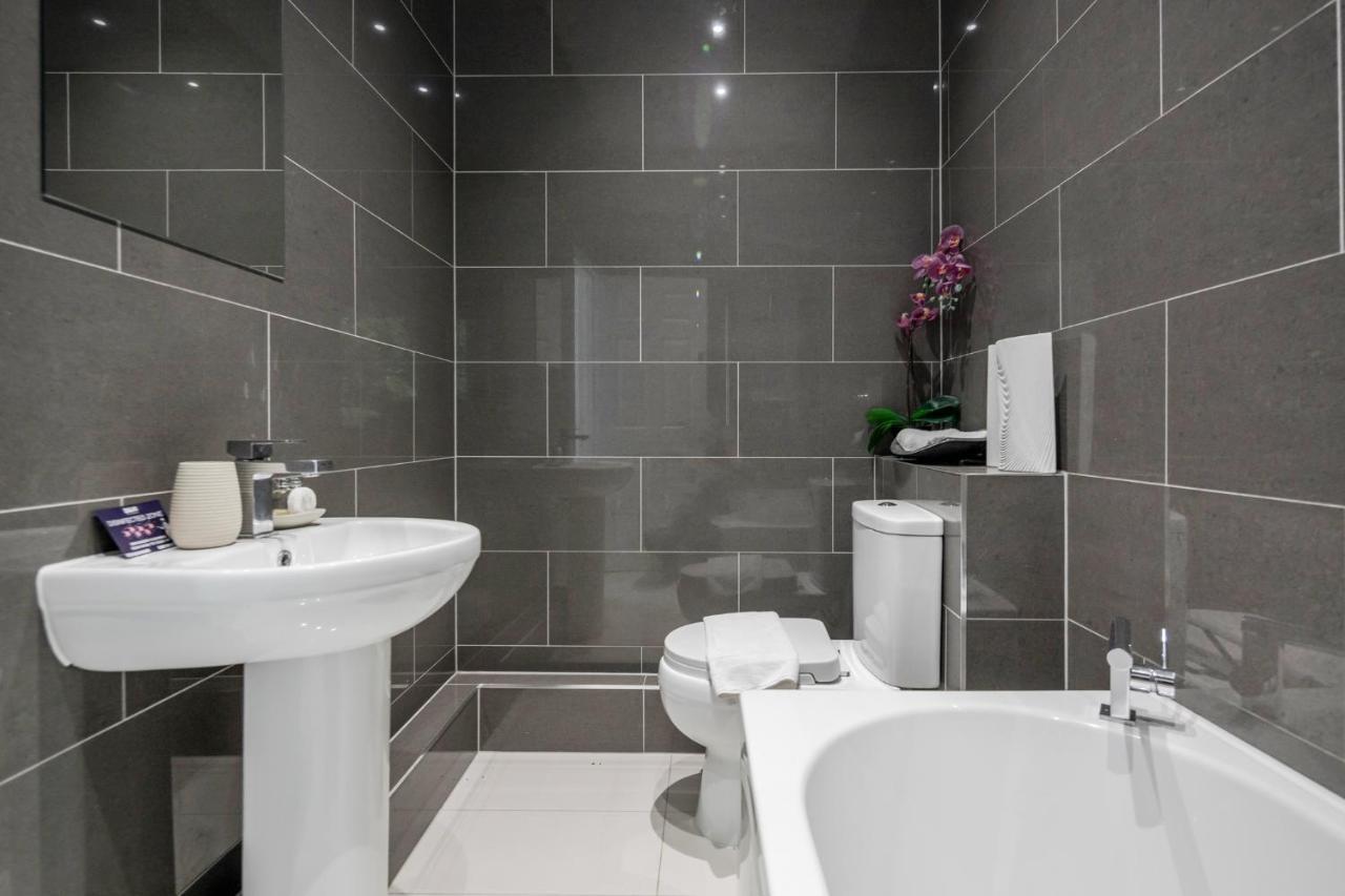 Apartment Premium Over Looking Canary Wharf Towers *