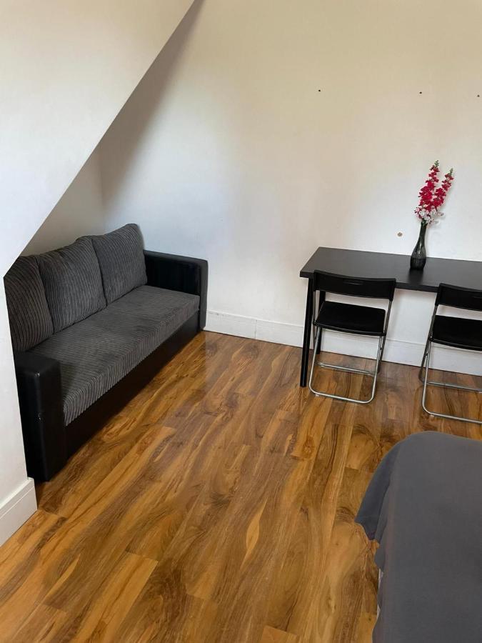 Sw16 Norbury London