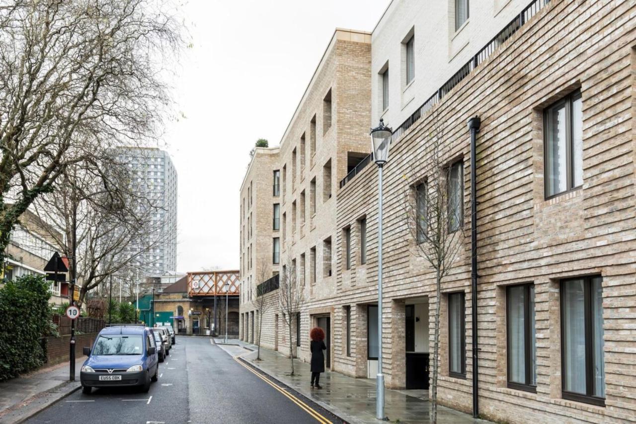 Leilighet Modern & Designed 2 Bed Penthouse Apt Sleeps Five *