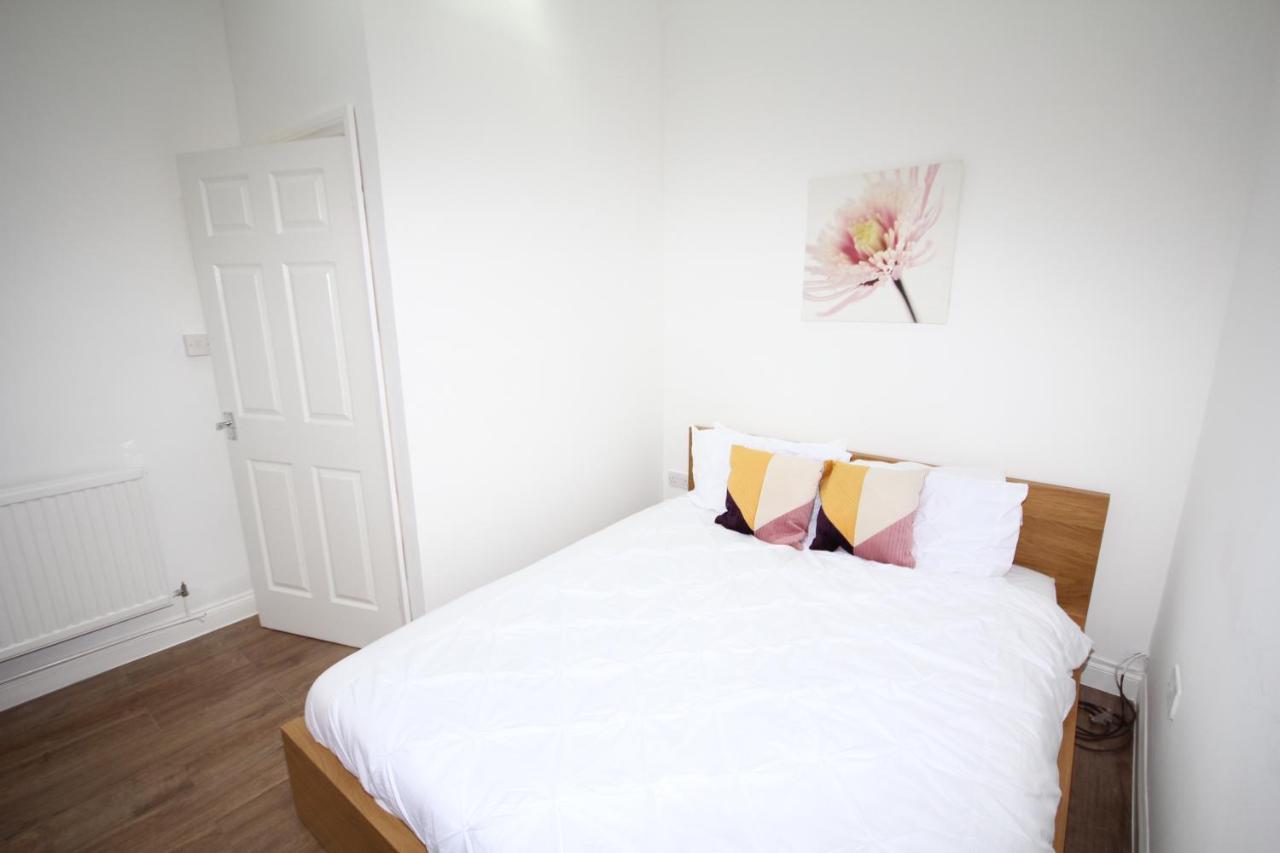 Harlesden Road Place Apartment London