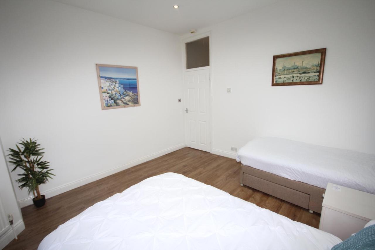 Apartment Harlesden Road Place