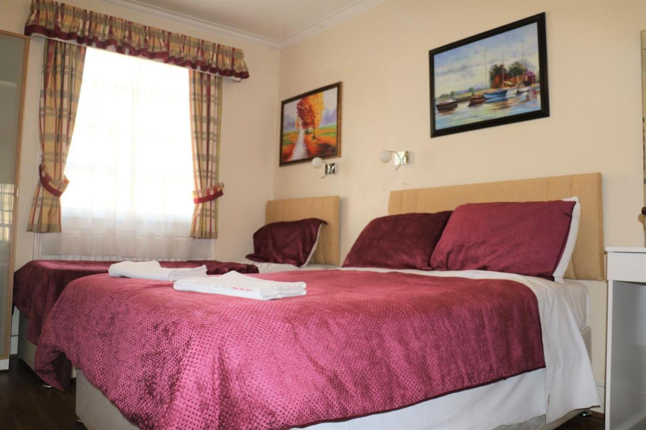 Barry House 3* London