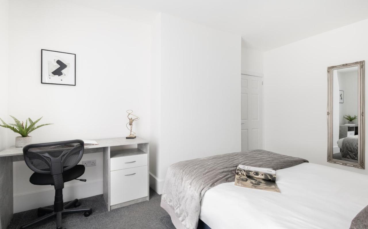 Beautiful 4 Bedroom Next2 Kingscross Apartment *