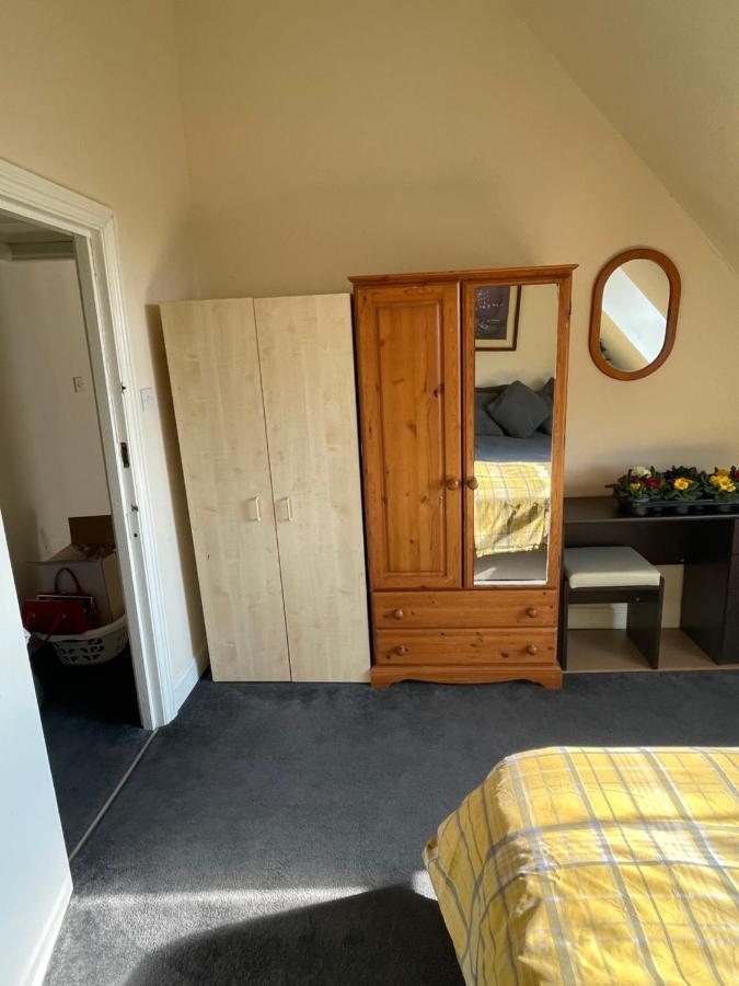 Vibrant & Cosy Near Wembley Leilighet