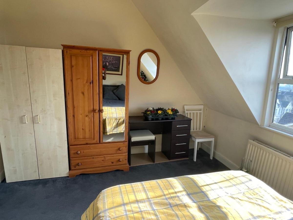 Leilighet Vibrant & Cosy Near Wembley London
