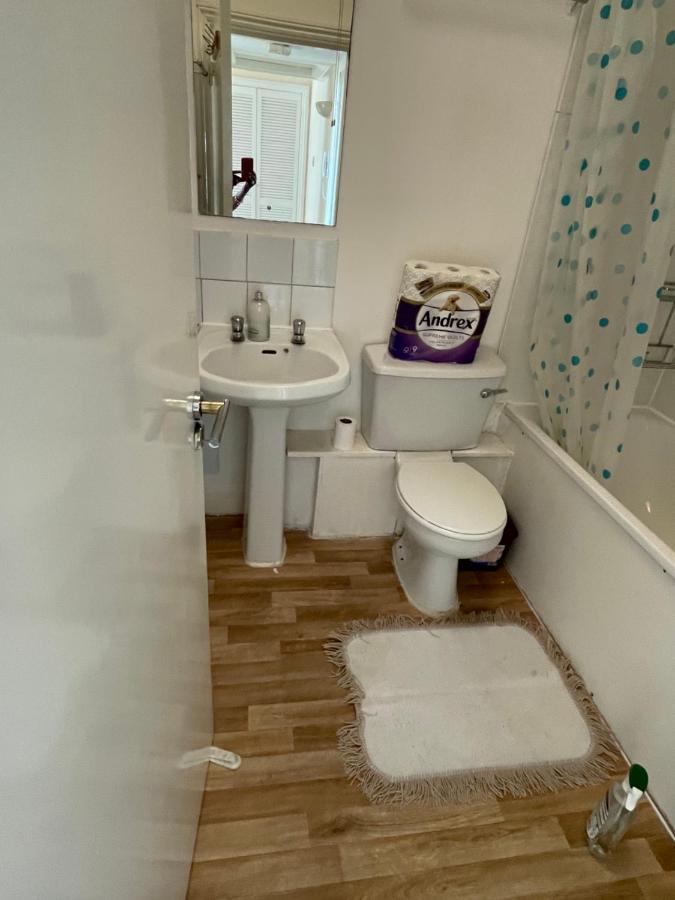 Vibrant & Cosy Near Wembley Leilighet *