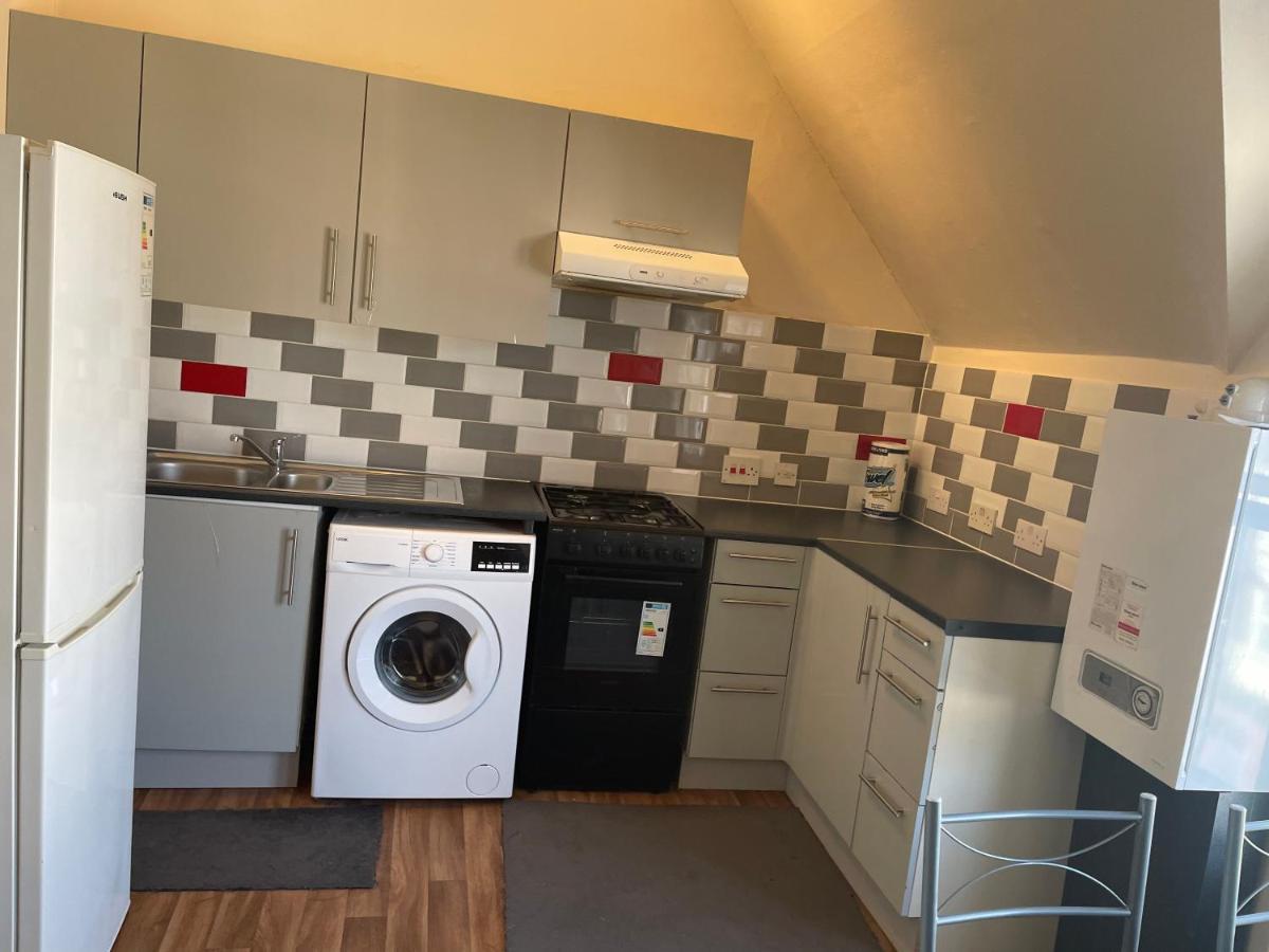 Vibrant & Cosy Near Wembley Leilighet London