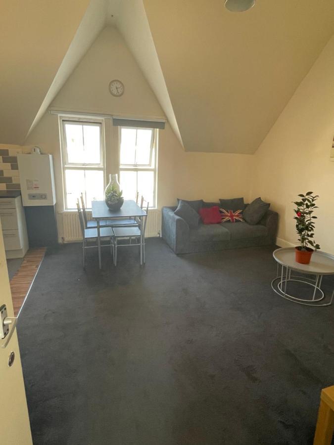 Vibrant & Cosy Near Wembley Leilighet *