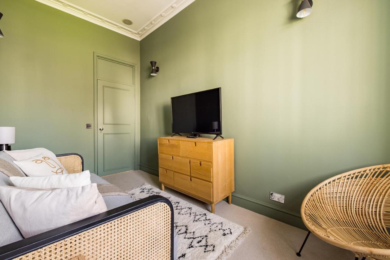 Apartment The Sussex Garden Retreat - Elegant 2bdr Flat