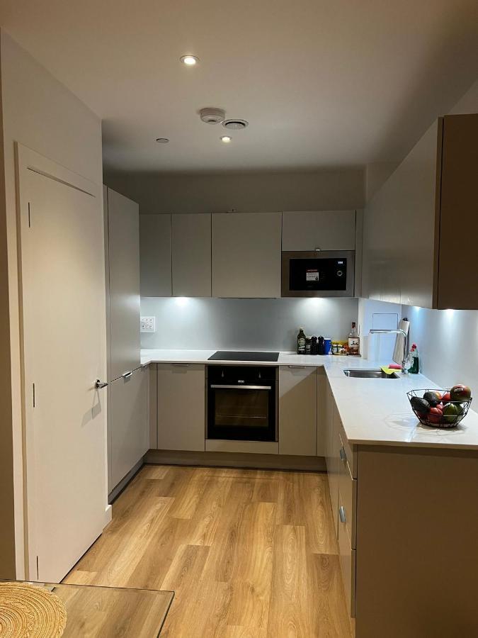 Luxury One Bedroom Flat * London