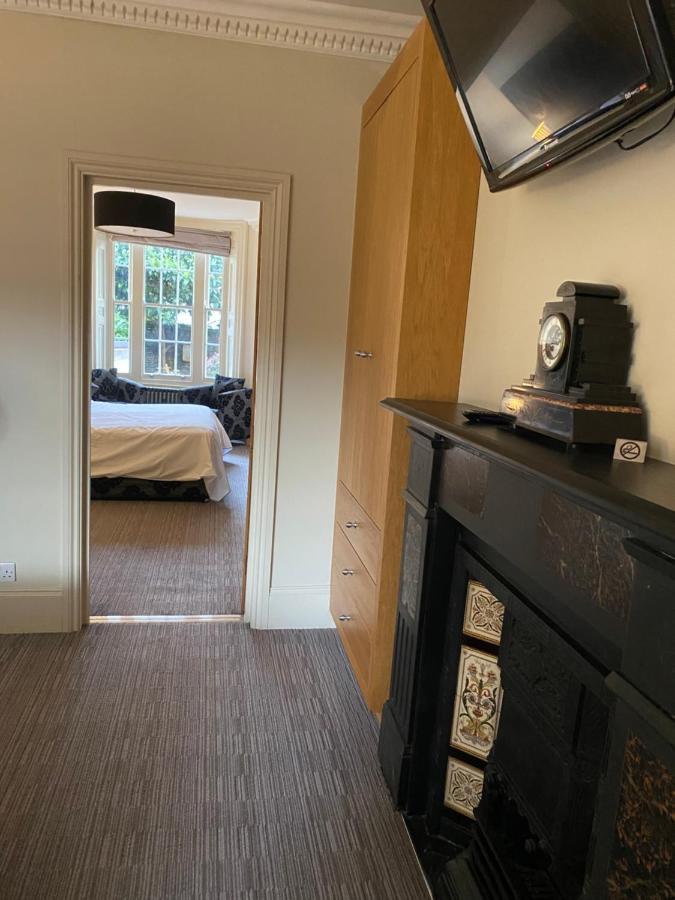 Bed & Breakfast Kennington B & B