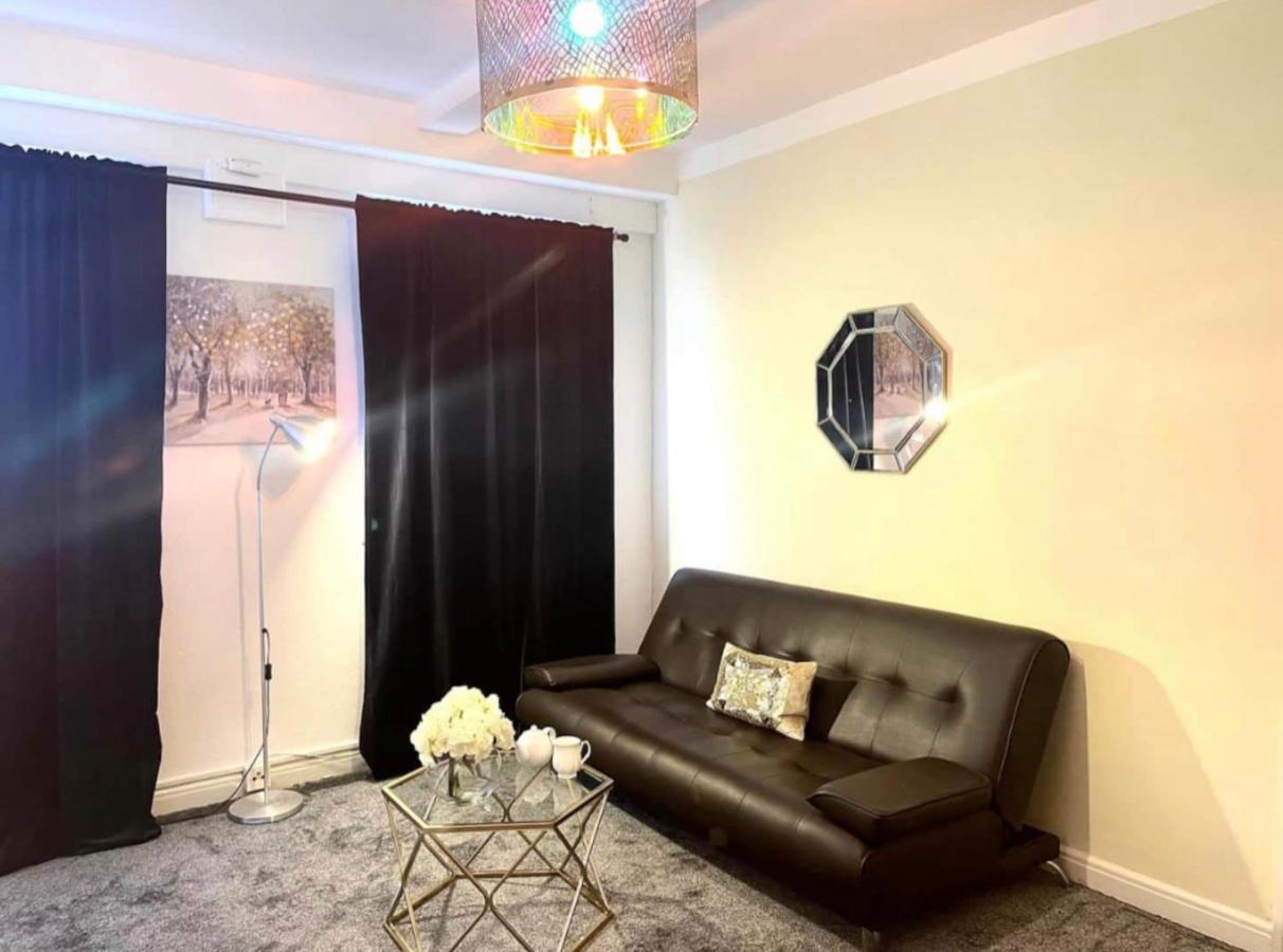 Hyde Park Paddington Apartment