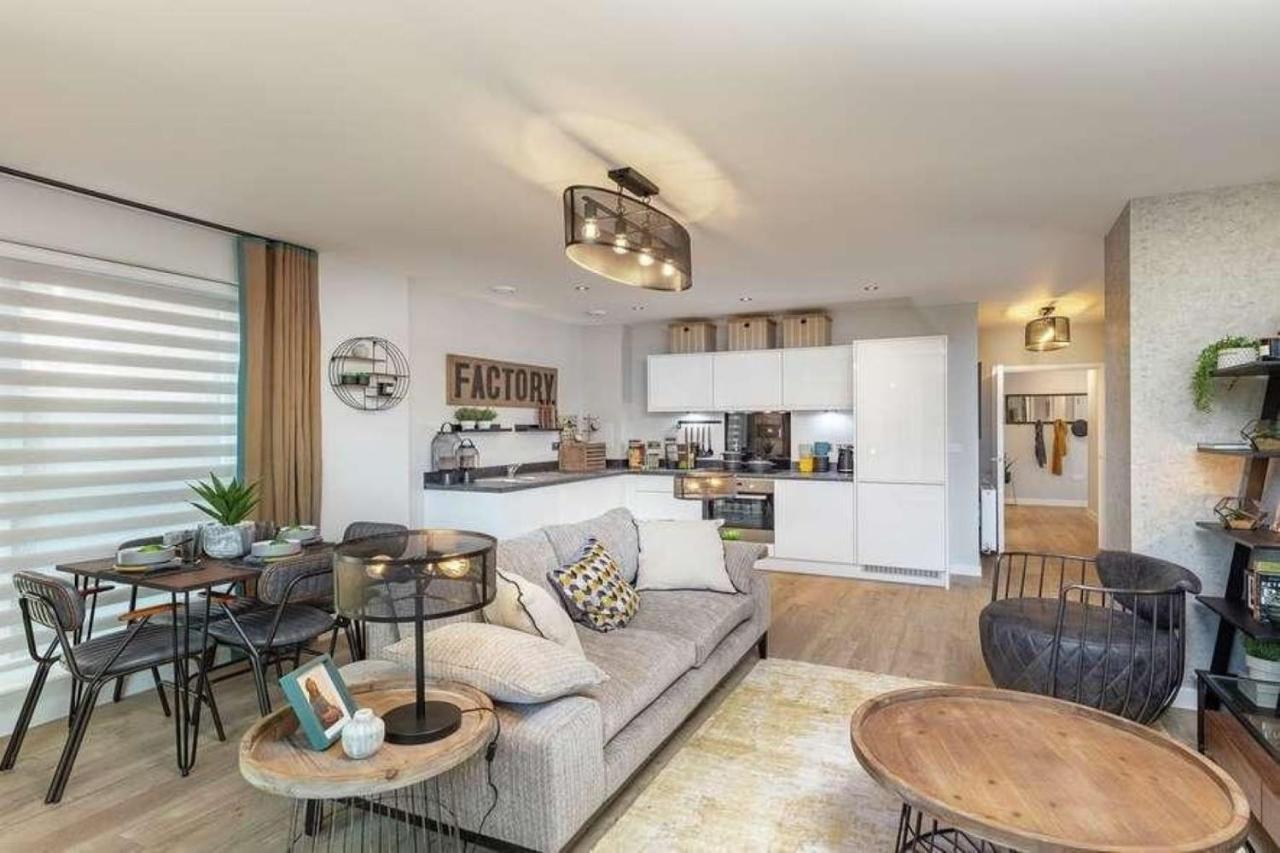 Newly Built Luxury 2 Bed Apartment!!! Apartment *