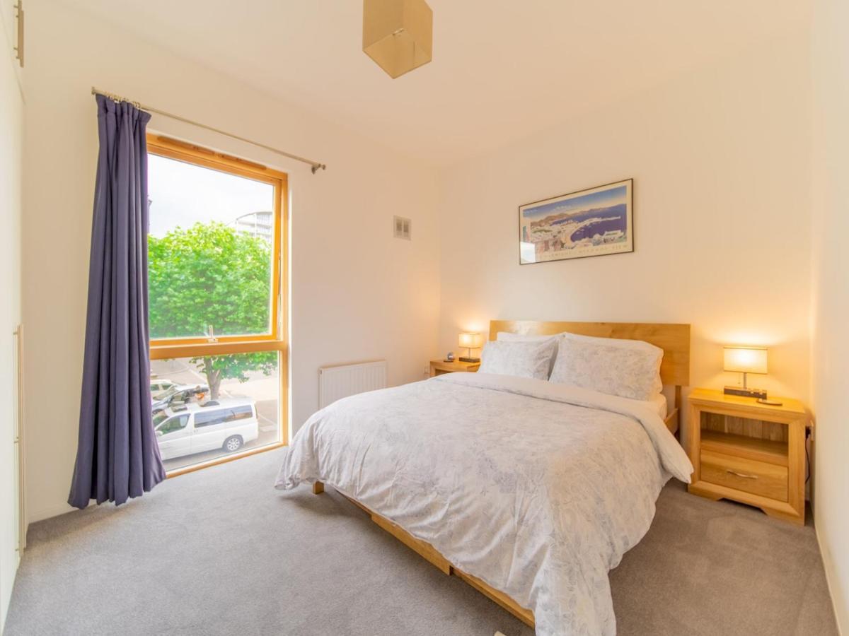 Apartment Pass The Keys - Spacious Flat, Royal Docks,