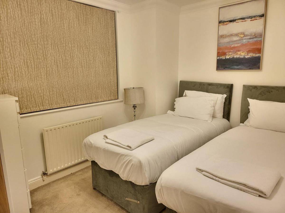 Apartamento Garland Stylish 2 Bedroom A Minute Walk From Station
