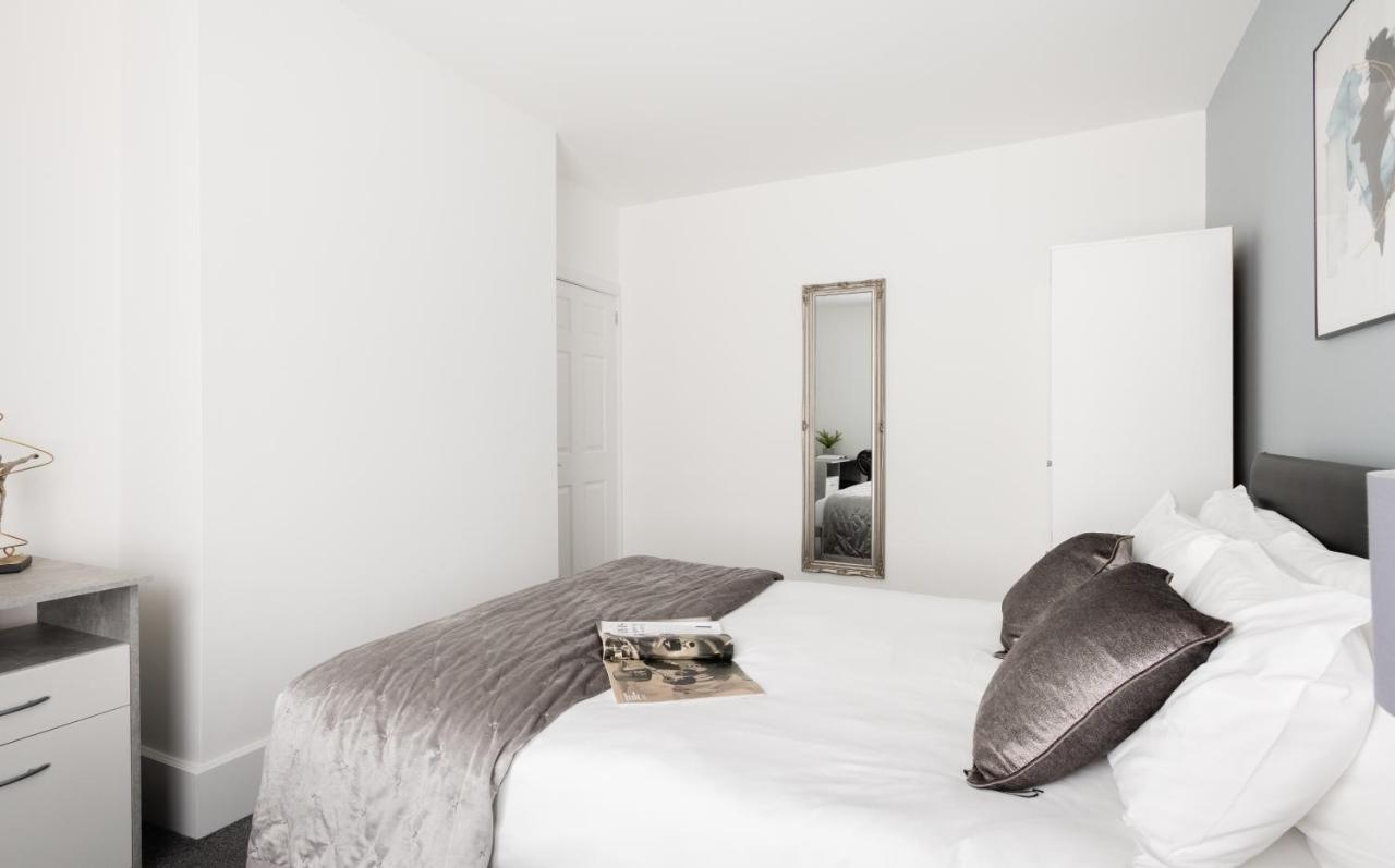 Beautiful 4 Bedroom Next2 Kingscross Apartment
