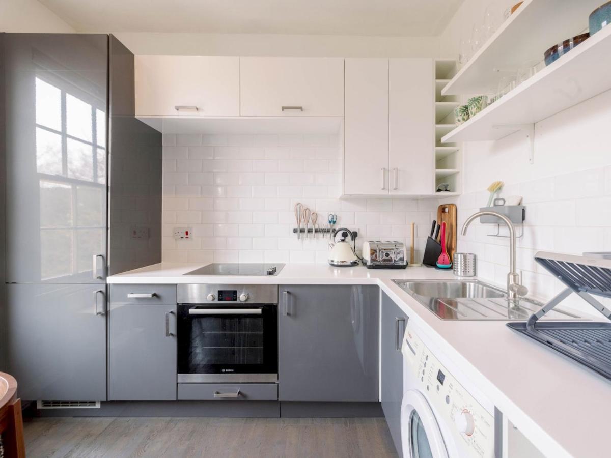 Pass The Keys - Comfy Flat In The Hart Of Central * London