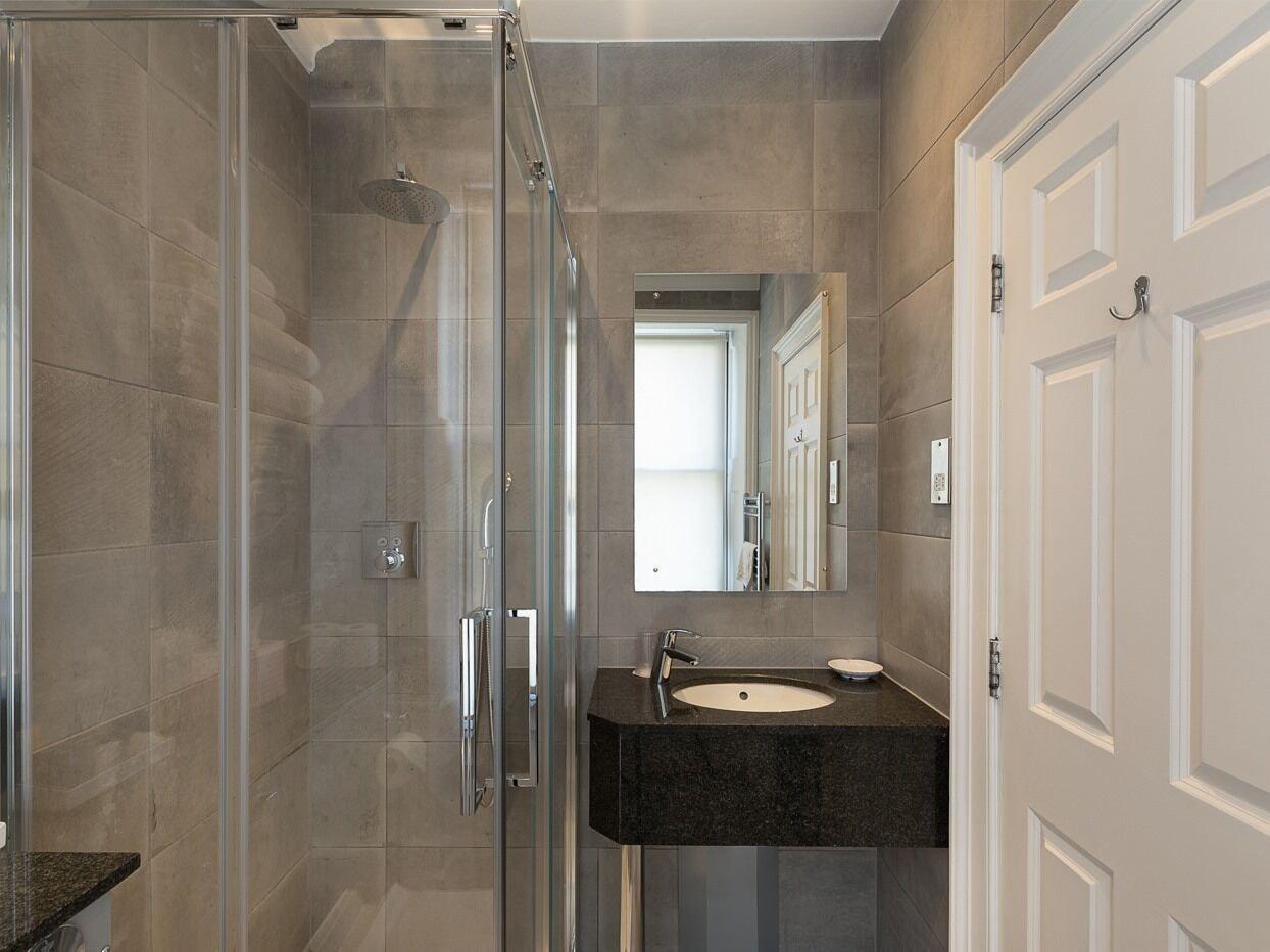 Staunton - 4* London