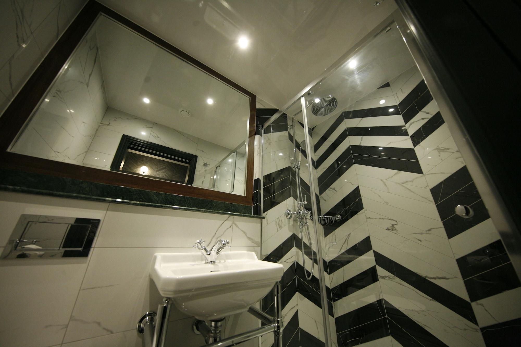 Hotell The Portico 4*