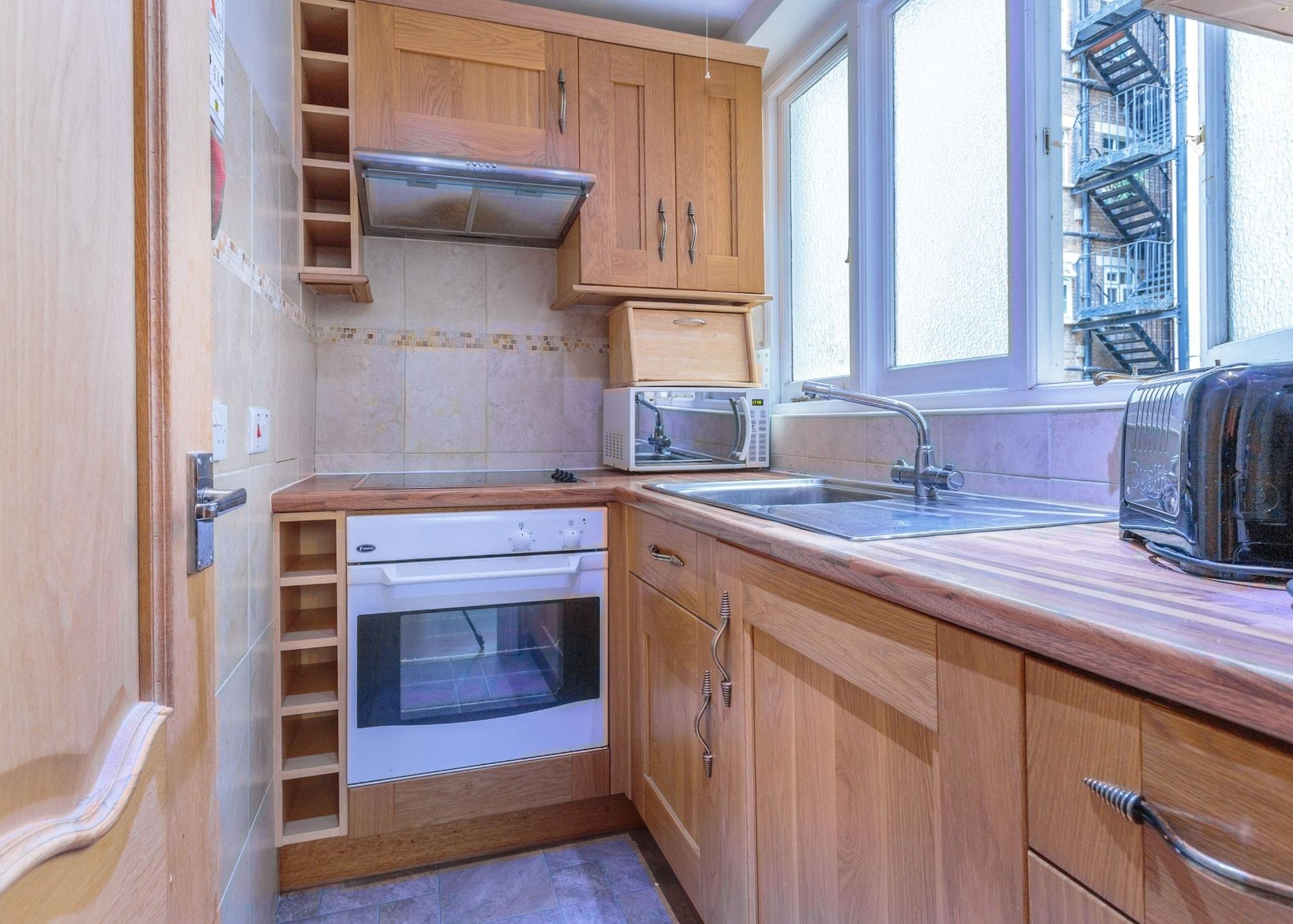 Castletown House Apartment London