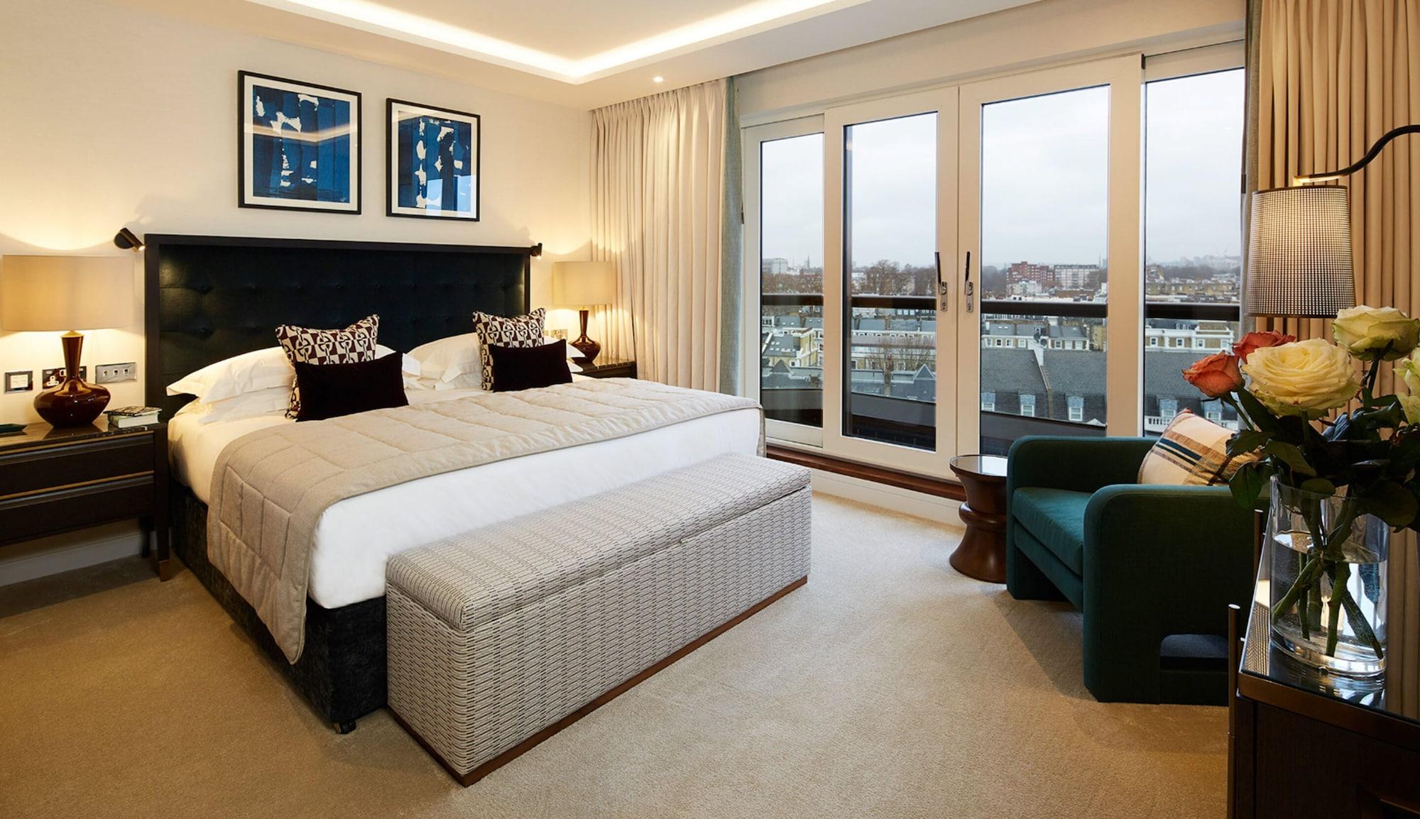 Cheval Gloucester Park At Kensington 5*
