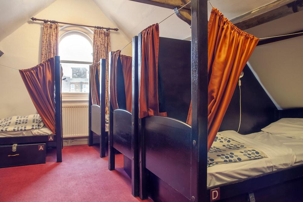 Palmers Swiss Hostel