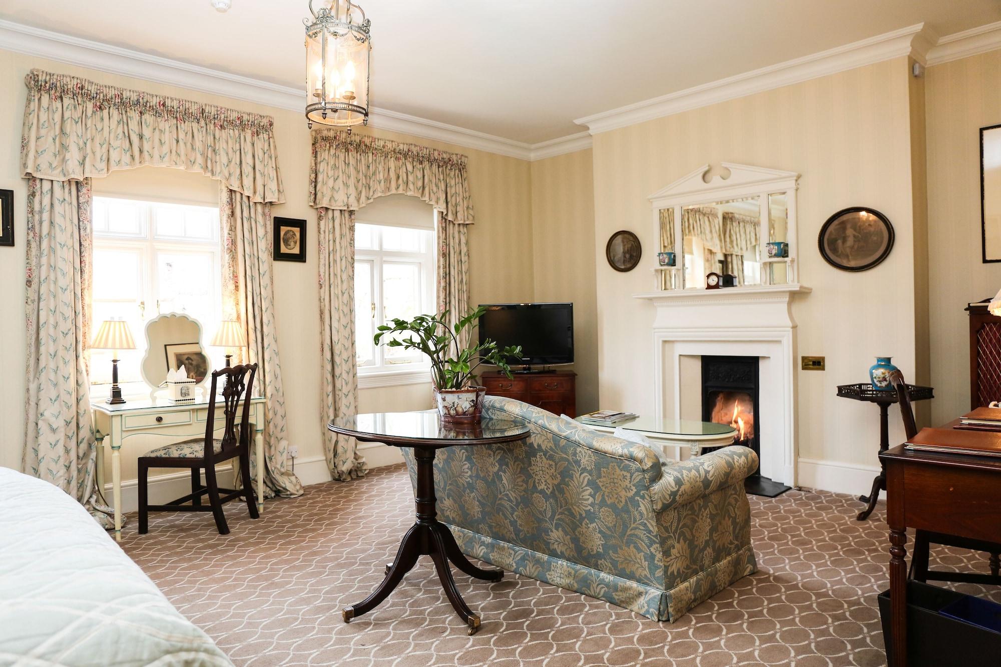 Hotel The Chelsea Townhouse By Iconic Luxury London