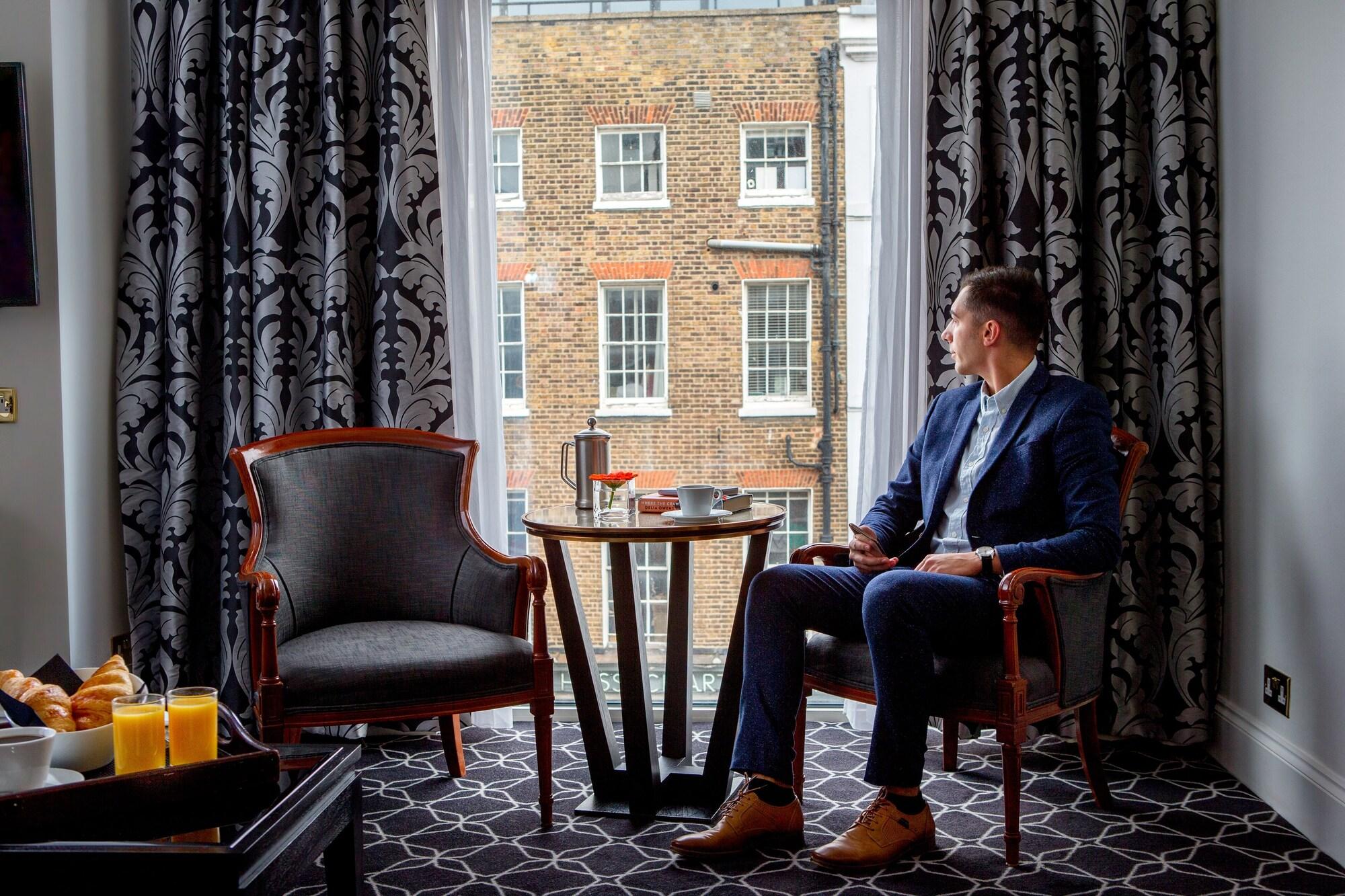 The Rathbone Hotel, Fitzrovia Hotel 4*