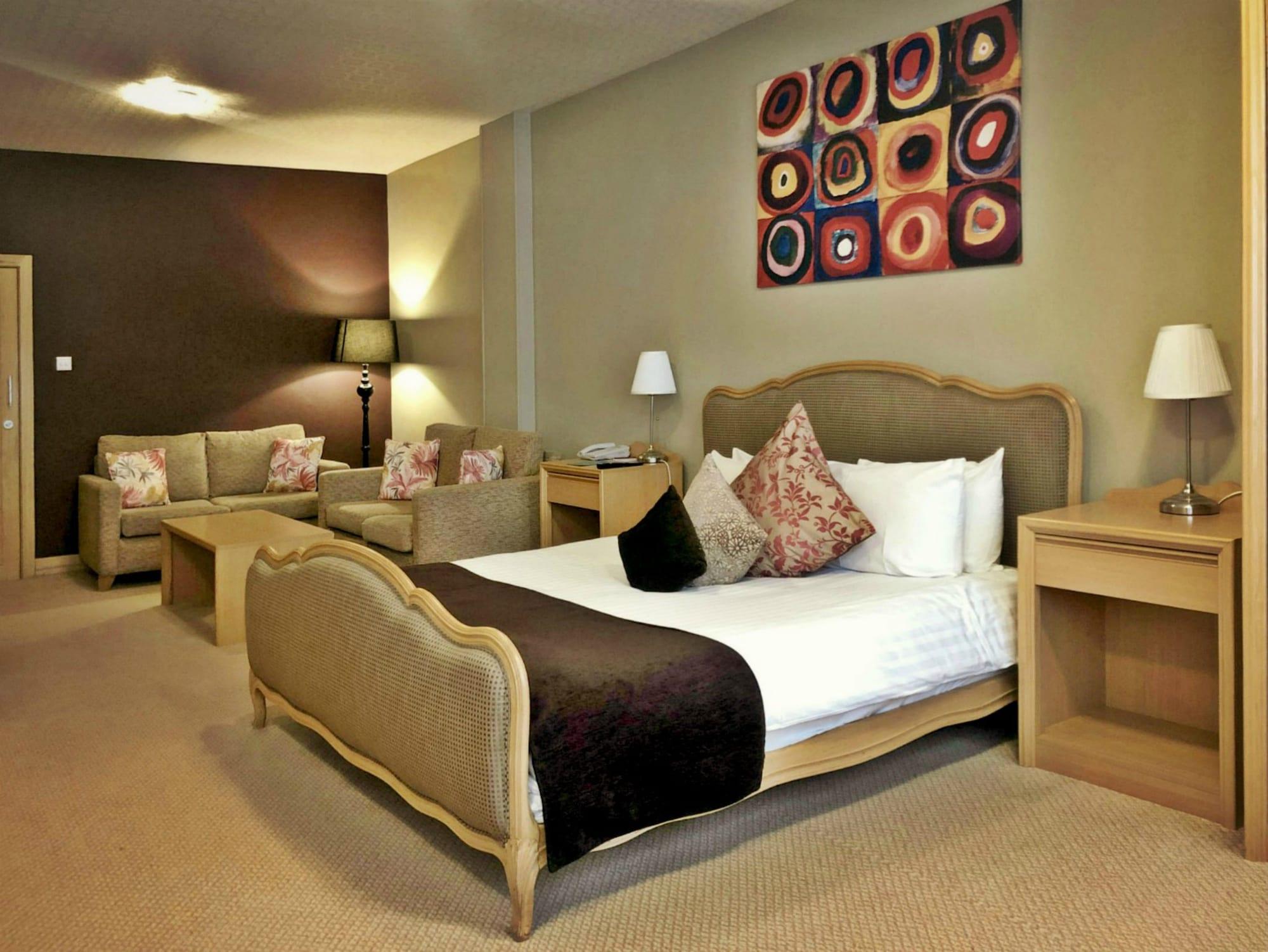 Hotel Antoinette Wimbledon London