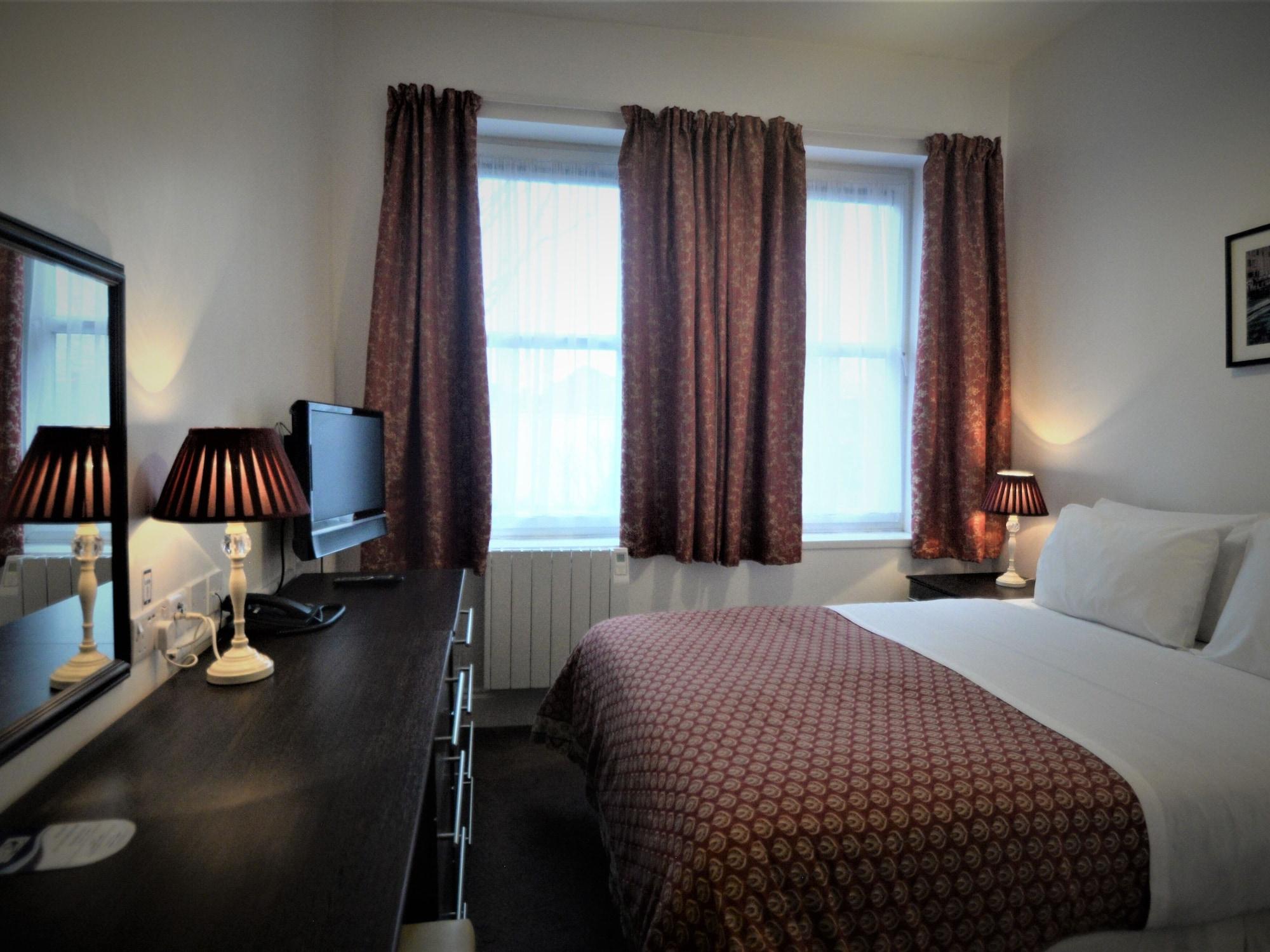 The Gateway 3* London