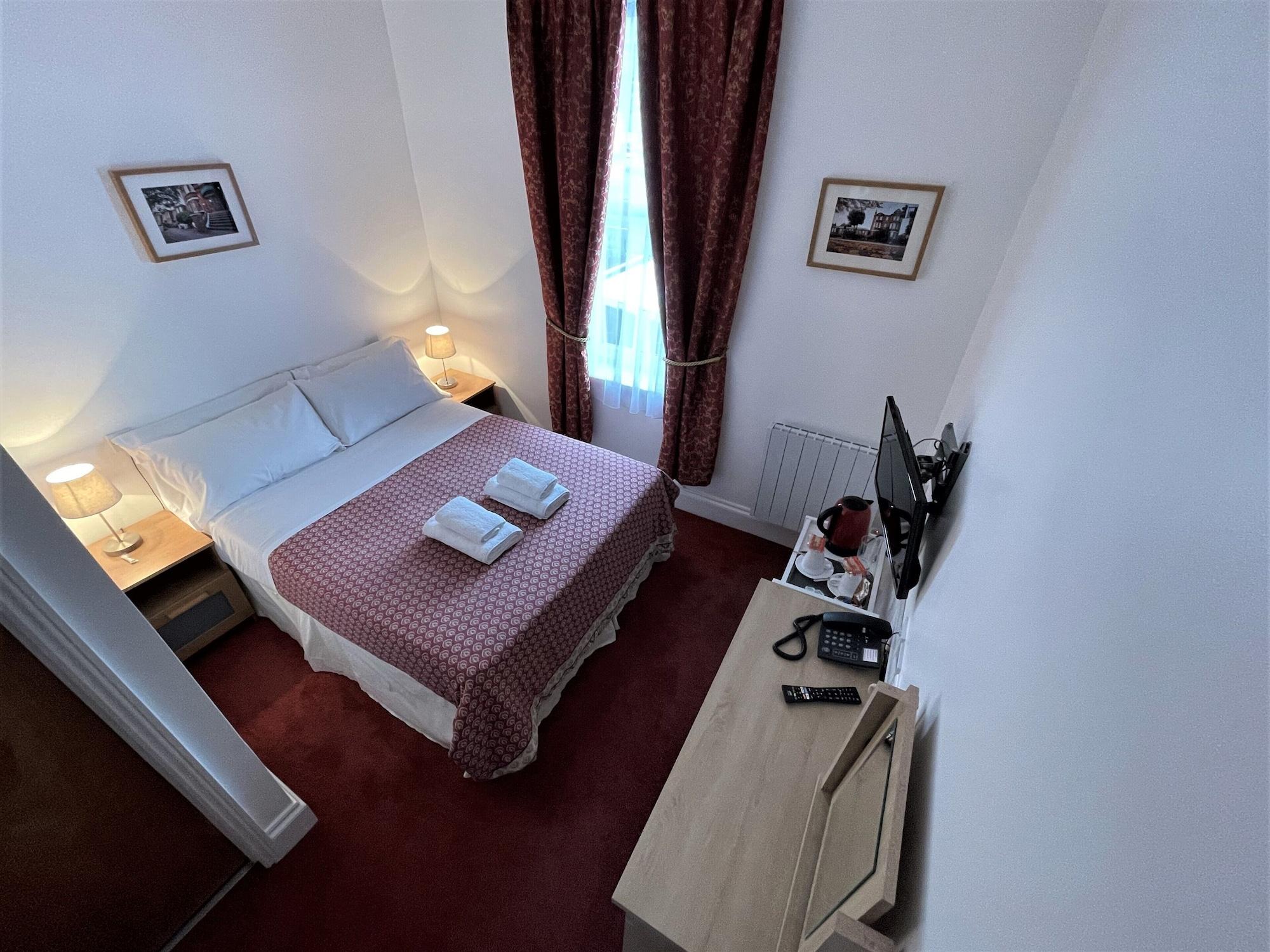 Hotel The Gateway 3*