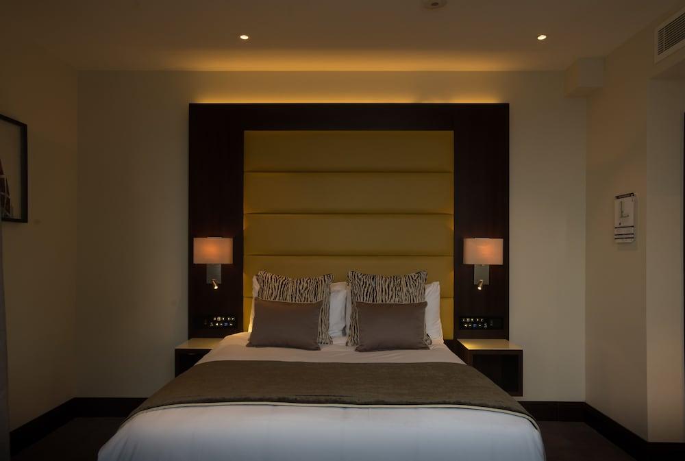 St George's - Wembley Hotell